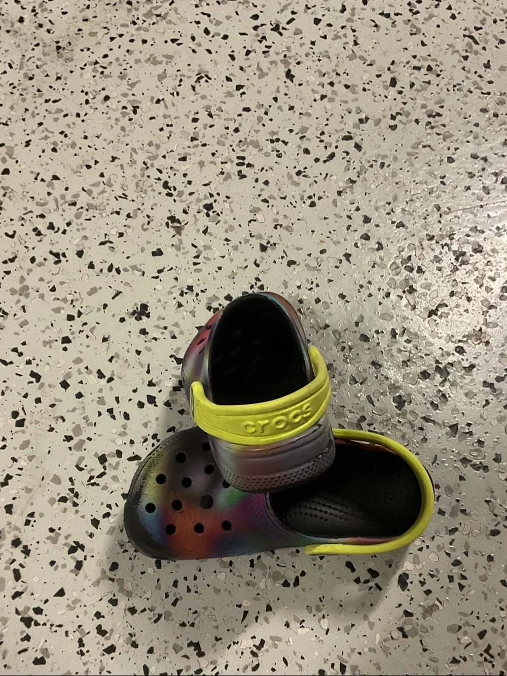 CROCS Kids Tie-Dye Clogs with Yellow Strap 0561
